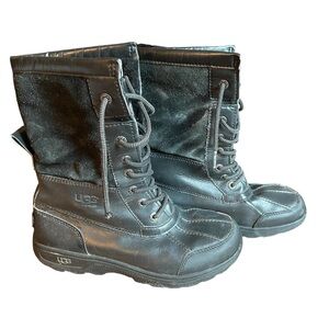 Ugg Butte II Black Boots size 5